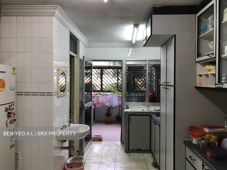 Blk 392 Yishun Avenue 6 (Yishun), HDB Executive #177897482